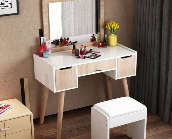 Bàn trang điểm 