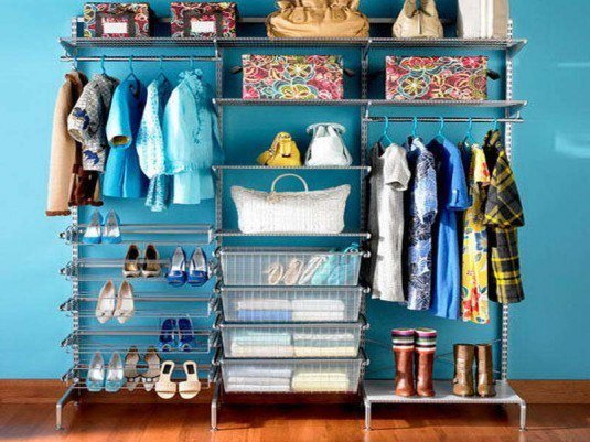 Cách sắp xếp tủ quần áo theo giới tính