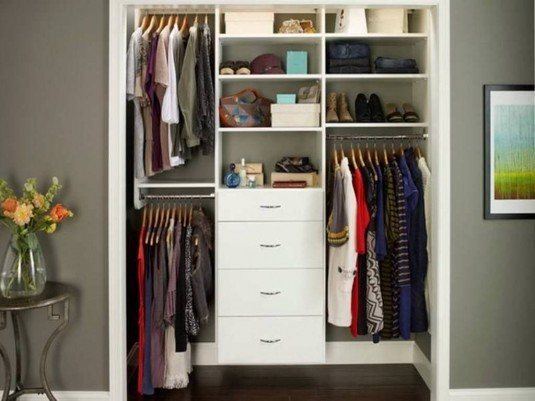 Cách sắp xếp tủ quần áo theo giới tính