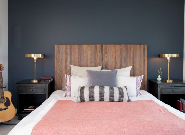 Đầu giường bằng gỗ độc đáo