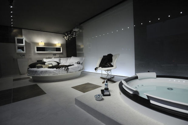 Phòng ngủ kết hợp bồn tắm